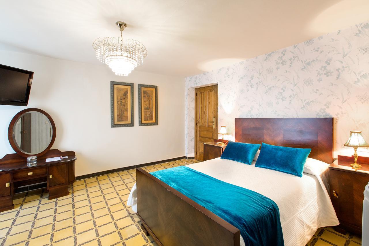 Hotel Villa San Jorge Azanúy 外观 照片